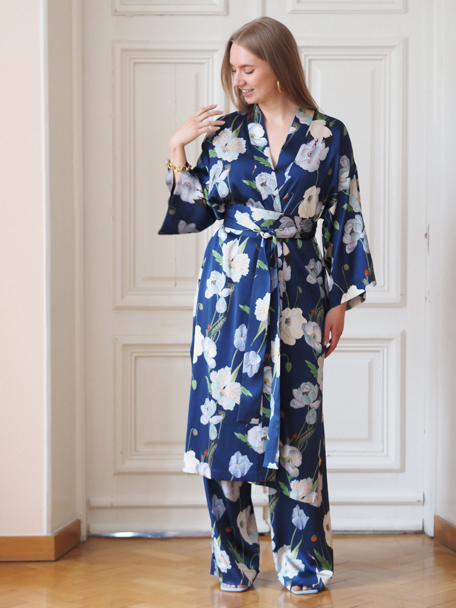 Elegy Robe, Lotus Dreams