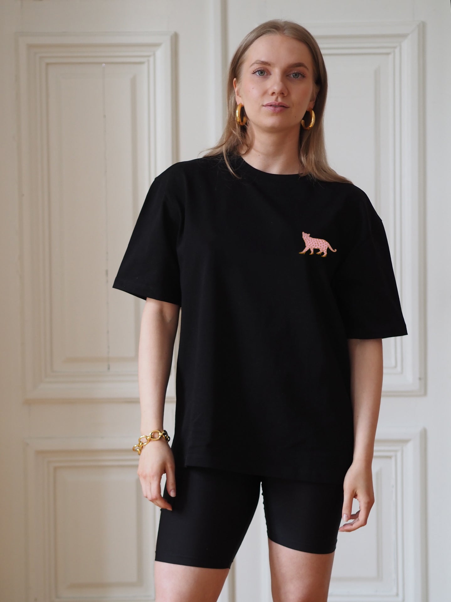 Lips Don't Lie Signature Tee, Black