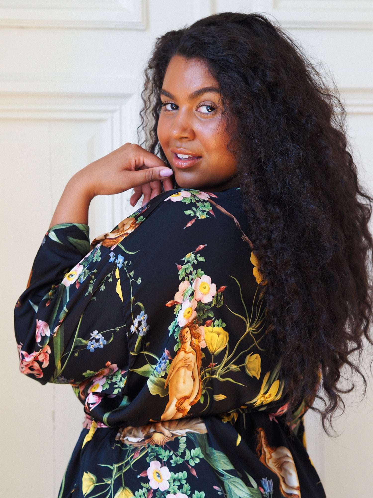 Memories Robe, Venus Black