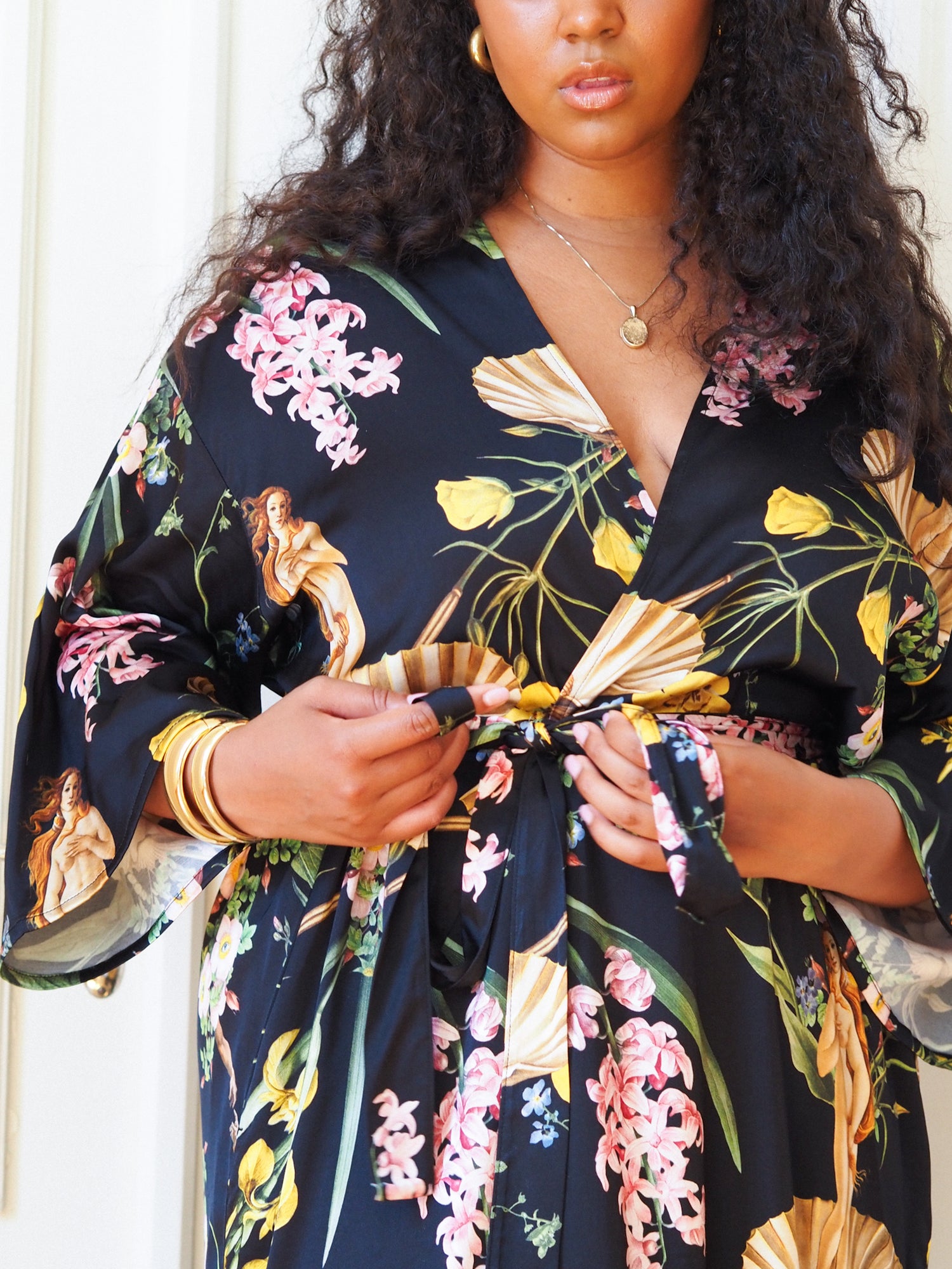 Memories Robe, Venus Black